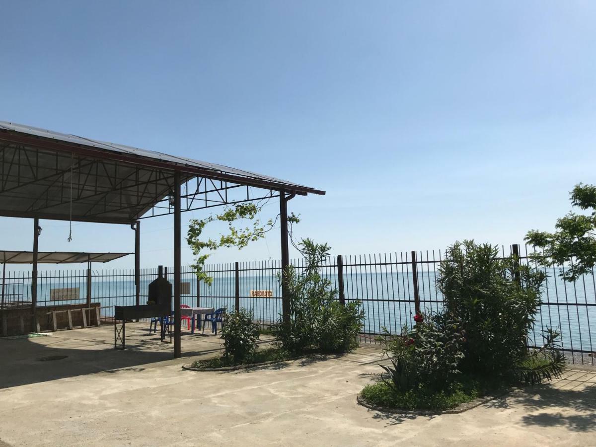Davel Hotel Gagra Exterior foto