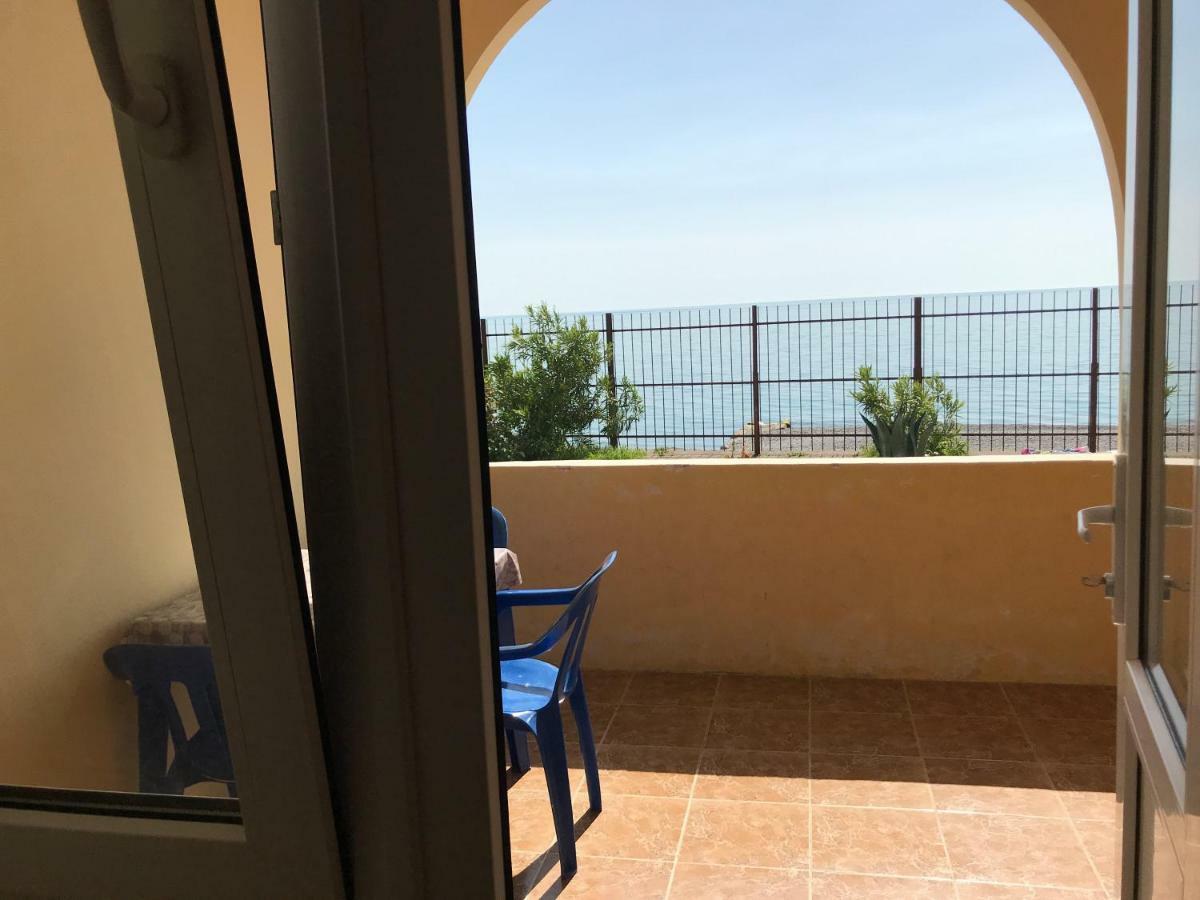 Davel Hotel Gagra Exterior foto